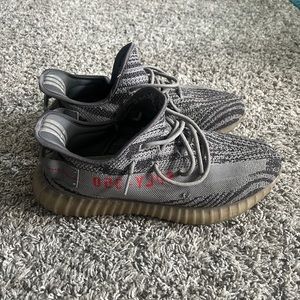 Yeezy 350 V2 “Beluga 2.0”